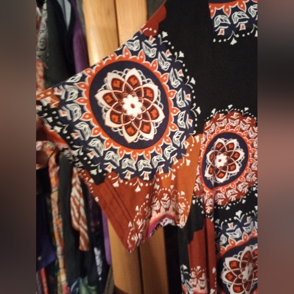 Larace 4x tunic top - Picture 3 of 3